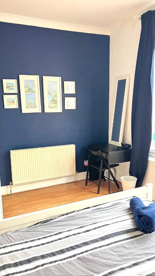 Aldgate Rooms London Bagian luar foto