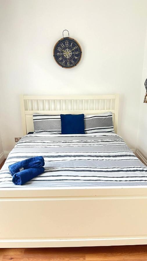 Aldgate Rooms London Bagian luar foto