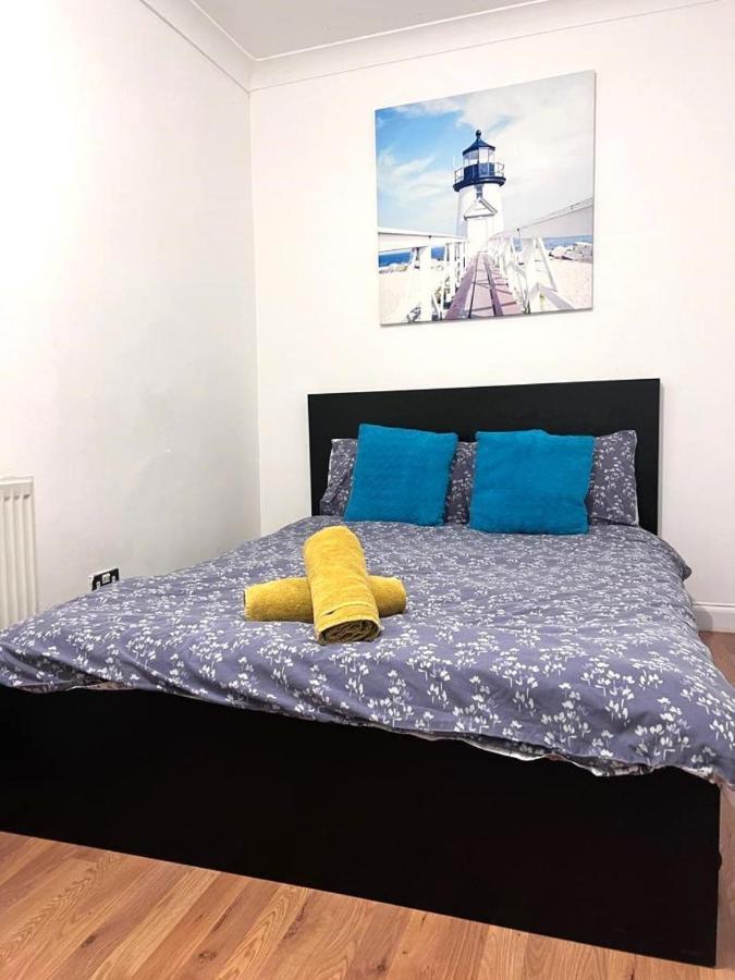 Aldgate Rooms London Bagian luar foto